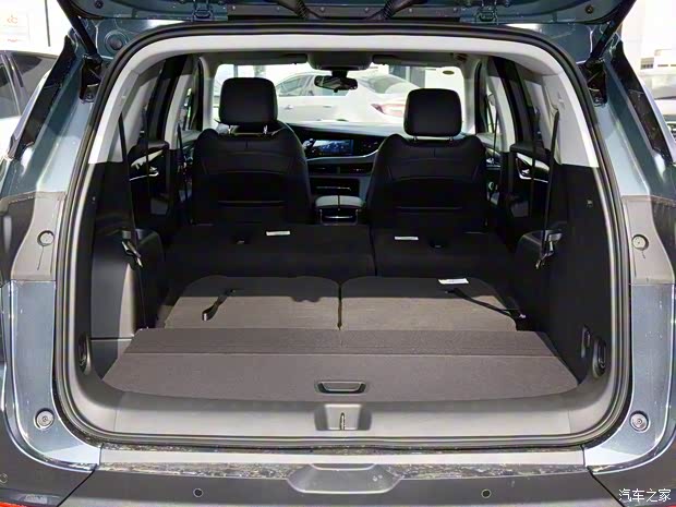 上汽通用別克 昂科旗 2020款 28T 兩驅(qū)戰(zhàn)旗型