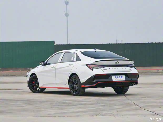 北京现代 伊兰特 2023款 240TGDi DCT N Line LUX尊贵版 北京现代 伊兰特 2023款 240TGDi DCT N Line LUX尊贵版