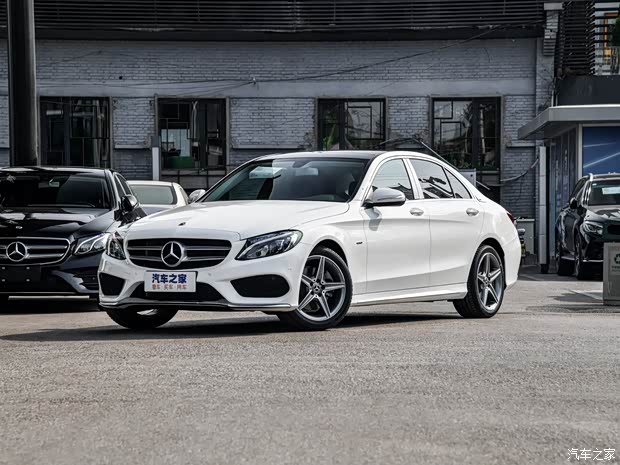 北京奔驰 奔驰C级 2018款 C 200 L 运动版 成就特别版