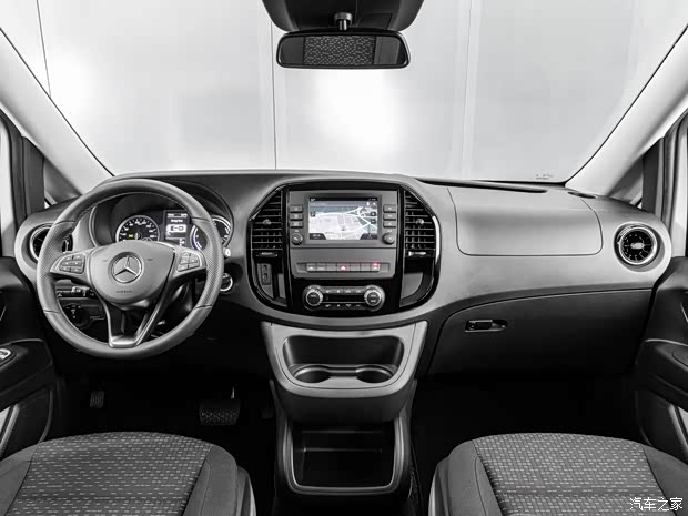 奔馳(進(jìn)口) 威霆新能源(進(jìn)口) 2020款 基本型 奔馳(進(jìn)口) 威霆新能源(進(jìn)口) 2020款 基本型