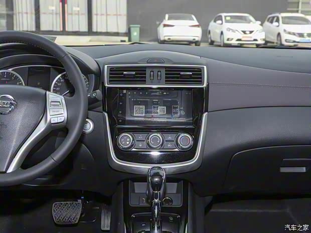 东风日产 骐达TIIDA 2023款 1.6L CVT智行版 东风日产 骐达TIIDA 2023款 1.6L CVT智行版