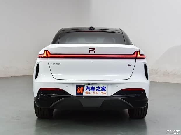 上汽集团 飞凡R7 2022款 四驱版 上汽集团 飞凡R7 2022款 四驱版