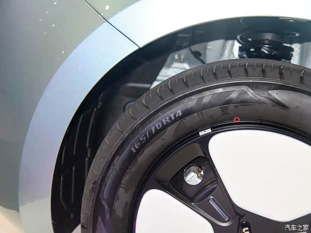 長(zhǎng)安汽車 長(zhǎng)安LUMIN 2022款 210km 基本型