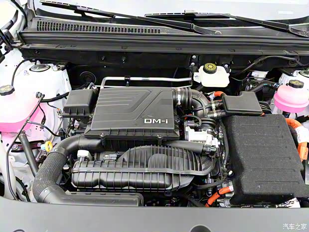 比亚迪 宋Pro新能源 2022款 DM-i 51km 豪华型 比亚迪 宋Pro新能源 2022款 DM-i 51km 豪华型