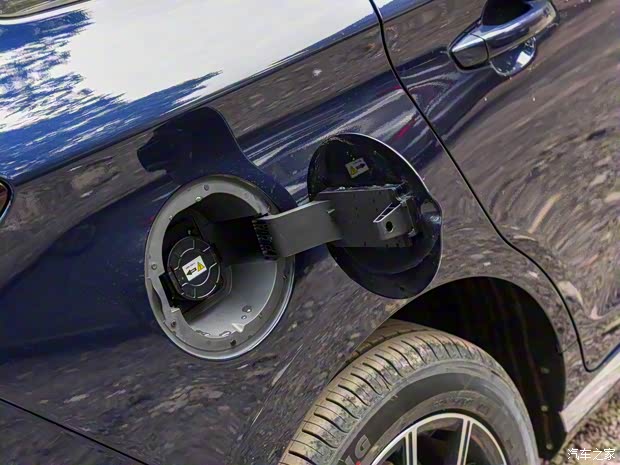 比亚迪 宋MAX新能源 2022款 DM-i 105KM 旗舰型