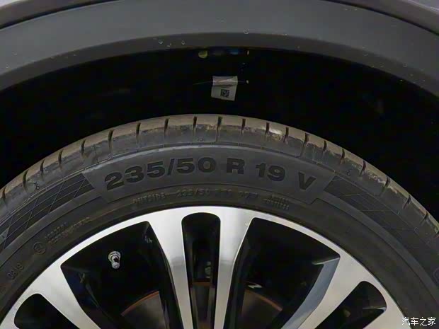 广汽乘用车 传祺GS5 2020款 1.5TGDI 自动尊享版