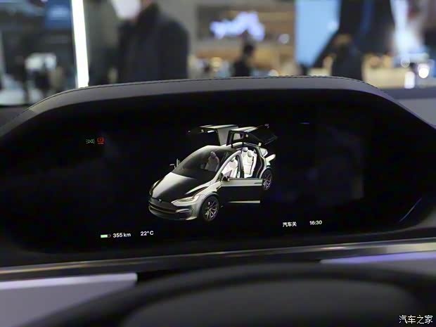 特斯拉（进口） Model X 2023款 三电机全轮驱动 Plaid版