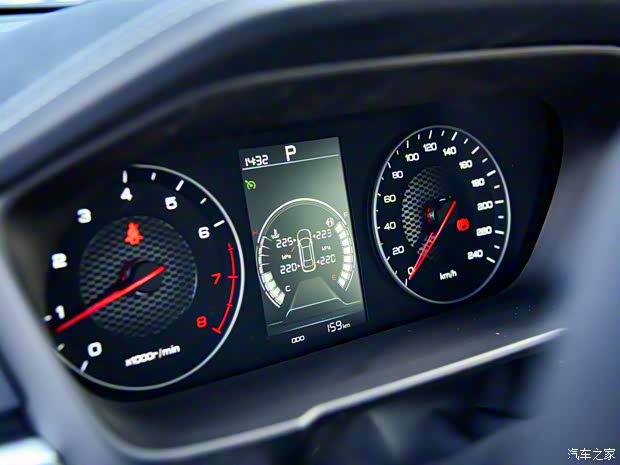 比亚迪 秦 2019款 1.5L 自动尊贵型