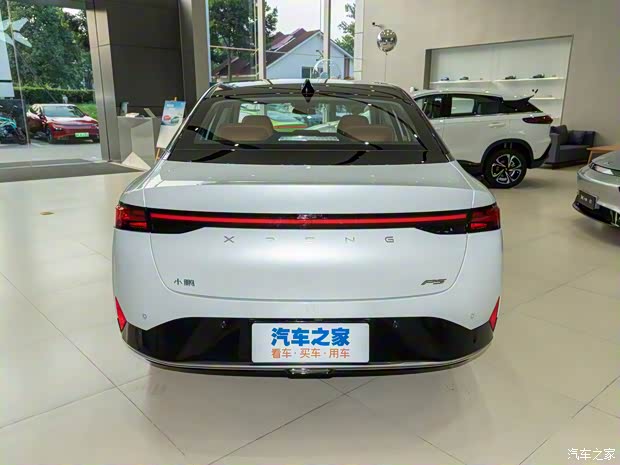 小鹏汽车 小鹏汽车P5 2021款 550E