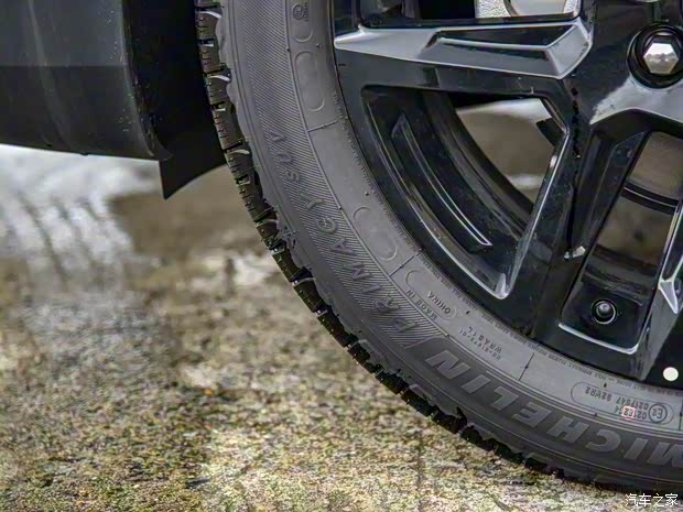 上汽通用雪佛蘭 開拓者 2020款 Redline 650T 5座基本型