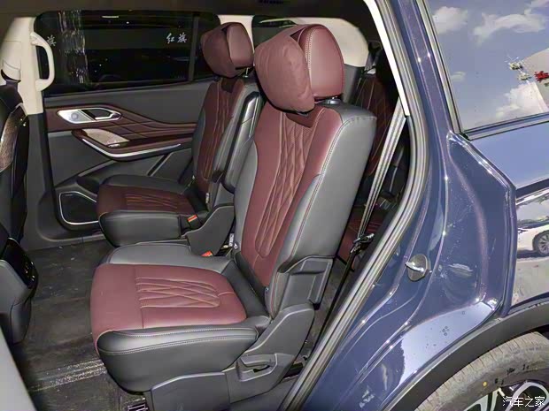 一汽紅旗 紅旗HS7 2023款 2.0T 自動(dòng)四驅(qū)旗領(lǐng)版 六座