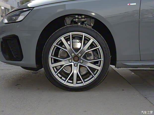 奥迪(进口) 奥迪A4(进口) 2022款 Avant 40 TFSI 先锋派星辰版