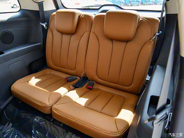 比亞迪 宋MAX 2018款 1.5T 手動智聯(lián)豪華型 6座