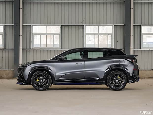 長安汽車 長安UNI-T 2023款 運(yùn)動(dòng)版 基本型