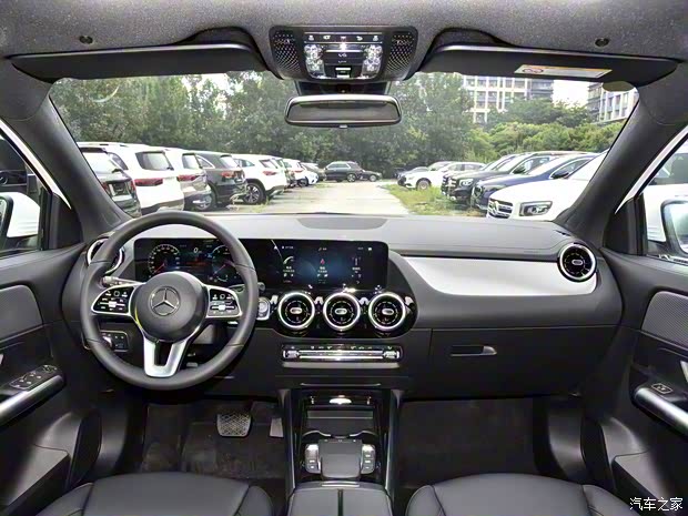 北京奔驰 奔驰GLA 2022款 改款二 GLA 200 北京奔驰 奔驰GLA 2022款 改款二 GLA 200