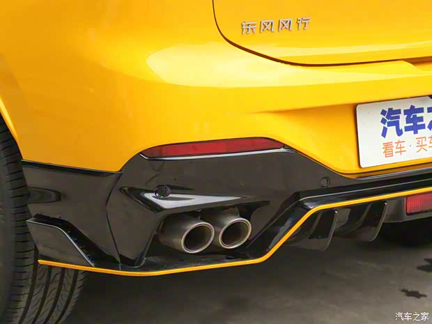 東風(fēng)風(fēng)行 風(fēng)行T5 EVO 2022款 1.5TD DCT星耀版 熱浪