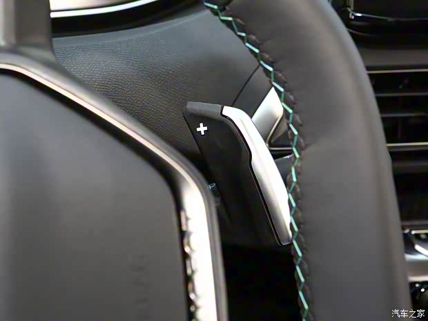 東風(fēng)標(biāo)致 標(biāo)致4008 2022款 400THP 炫夜科技版