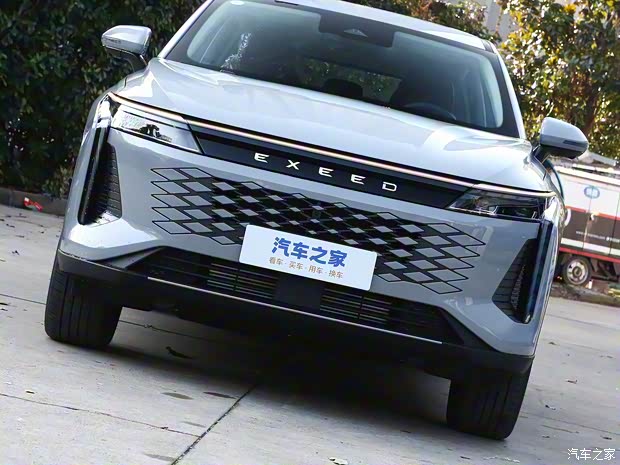 星途 星途瑤光 2023款 400T 兩驅(qū)尊貴版