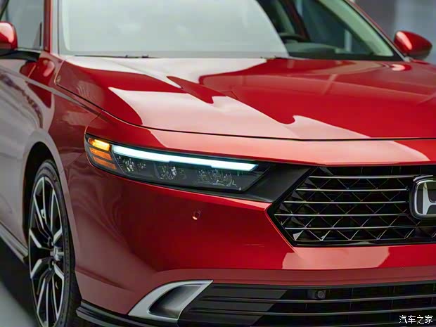 本田(進口) 雅閣(海外) 2023款 Hybrid Touring 美國版