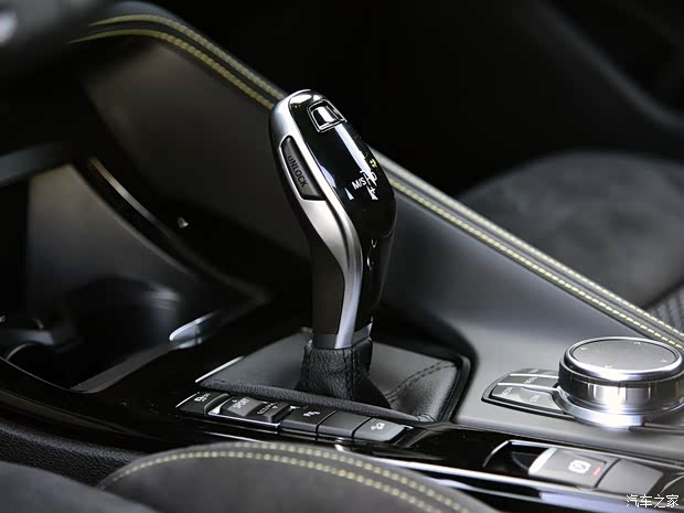 宝马(进口) 宝马X2 2018款 xDrive20d 宝马(进口) 宝马X2 2018款 xDrive20d