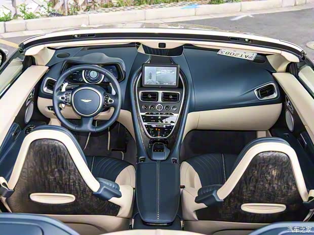 阿斯顿·马丁 阿斯顿·马丁DB11 2019款 4.0T V8 Volante