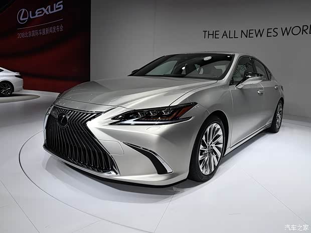 雷克萨斯 雷克萨斯ES 2018款 300h