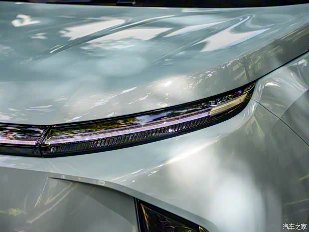 上汽大通 上汽大通MAXUS MIFA 9 2022款 錦繡高山