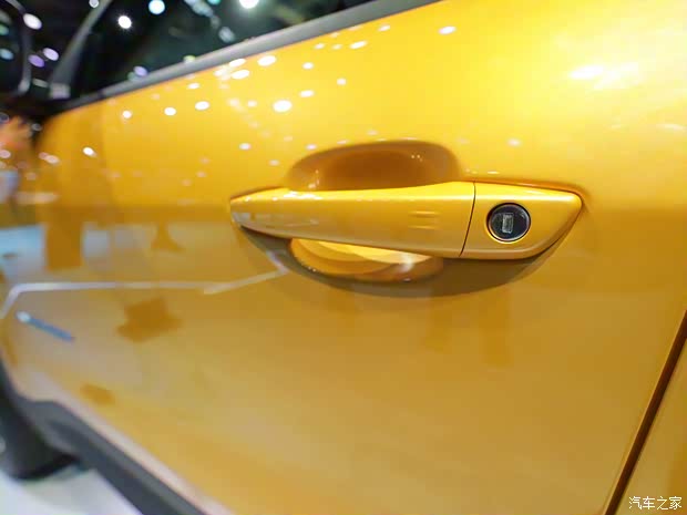 Jeep(进口) Avenger 2023款 First Edition 欧洲版