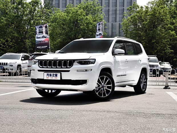 广汽菲克Jeep 大指挥官 2018款 2.0T 四驱智享版 国V