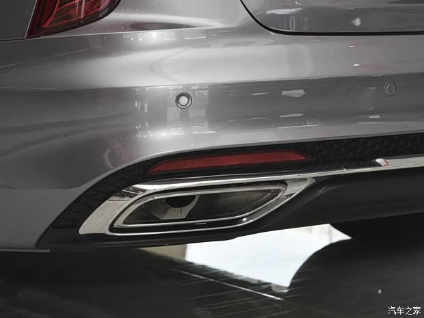 一汽红旗 红旗H5 2023款 2.0T 自动智联旗畅版