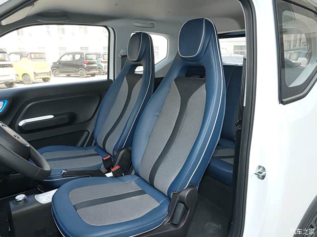 上汽通用五菱 宏光MINIEV 2022款 GAMEBOY 300km 玩咖款