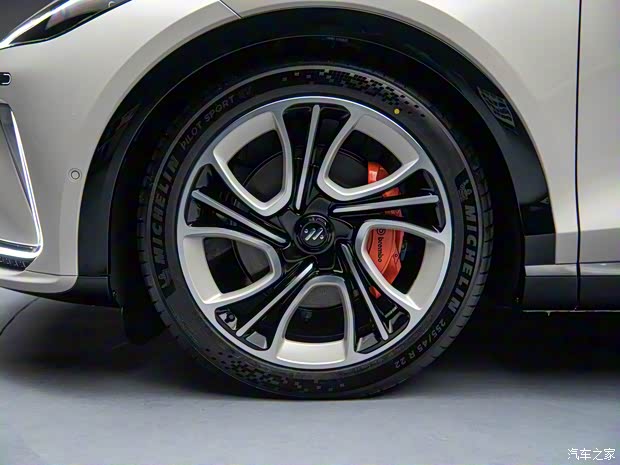 智己汽車 智己LS7 2023款 100kWh 四驅(qū)版