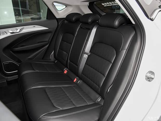 几何汽车 几何C 2022款 550KM 西柚Plus 几何汽车 几何C 2022款 550KM 西柚Plus