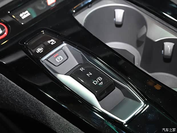 奧迪(進(jìn)口) 奧迪Q6 e-tron 2023款 基本型