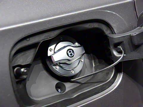 2021款 4.0T V8 First Edition 限量版 2021款 4.0T V8 First Edition 限量版