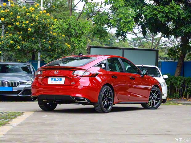 東風本田 思域 2023款 HATCHBACK 240TURBO CVT高配版