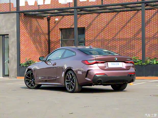 寶馬(進(jìn)口) 寶馬4系 2022款 430i 天鵝絨蘭花紫特別版