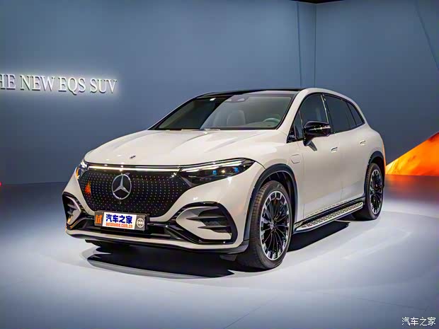 梅赛德斯-EQ 奔驰EQS SUV 2022款 580 4MATIC AMG Line 欧洲版 梅赛德斯-EQ 奔驰EQS SUV 2022款 580 4MATIC AMG Line 欧洲版