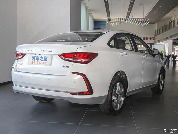 北京汽車 北京EU5 2022款 網(wǎng)約車豪華版