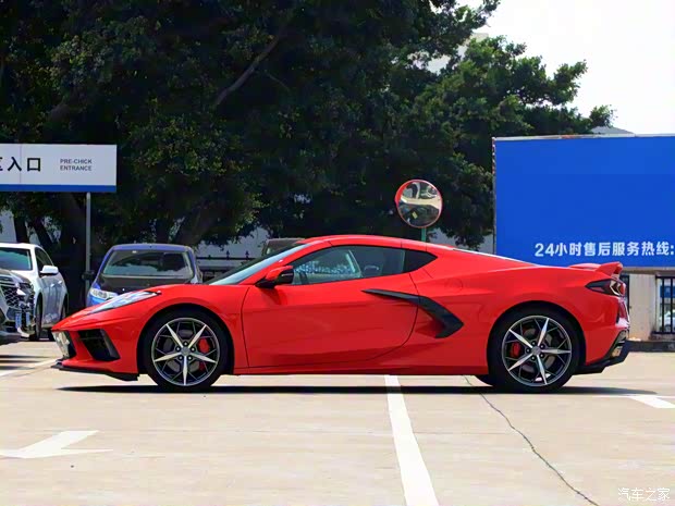 雪佛兰(进口) 科尔维特 2020款 C8 Coupe 3LT 美国版 雪佛兰(进口) 科尔维特 2020款 C8 Coupe 3LT 美国版