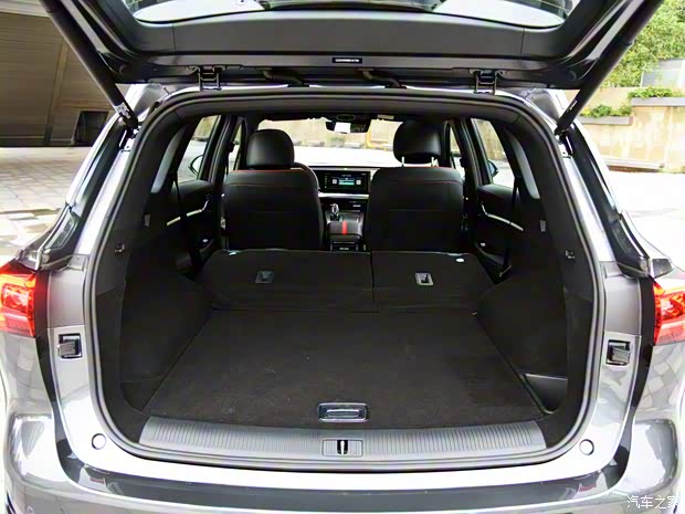 上汽集團 榮威RX5 MAX 2022款 300TGI 基本型