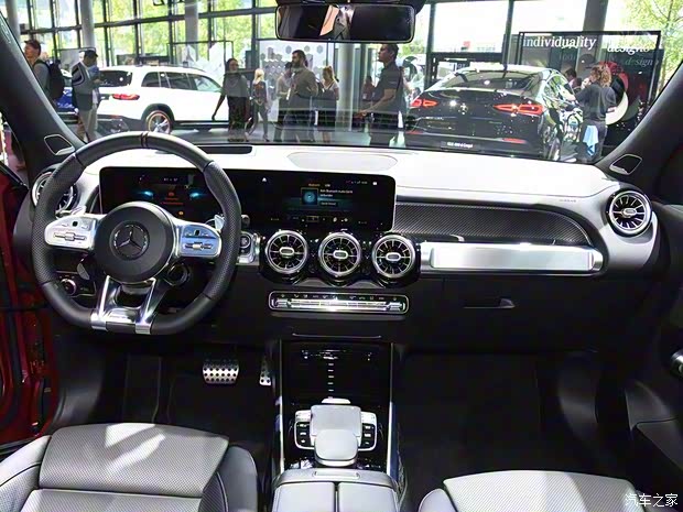 梅赛德斯-AMG 奔驰GLB AMG 2019款 AMG GLB 35 4MATIC 梅赛德斯-AMG 奔驰GLB AMG 2019款 AMG GLB 35 4MATIC