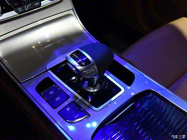 陆风汽车 陆风荣曜 2020款 1.5GTDI 自动智·曜