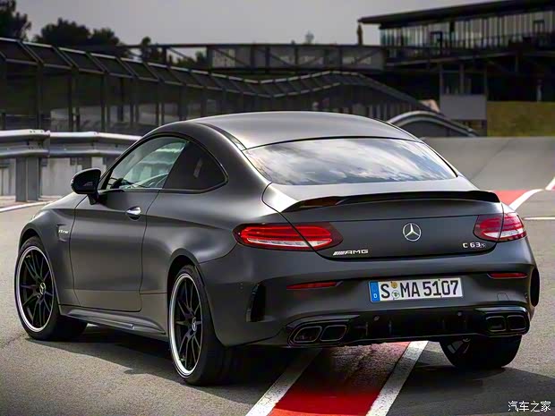 梅赛德斯-AMG 奔驰C级AMG 2019款 AMG C 63 S Coupe