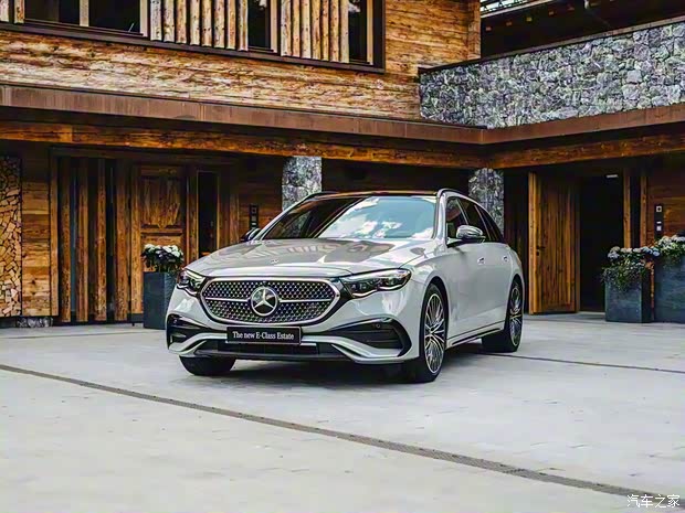 奔驰(进口) 奔驰E级(进口) 2024款 Estate 奔驰(进口) 奔驰E级(进口) 2024款 Estate