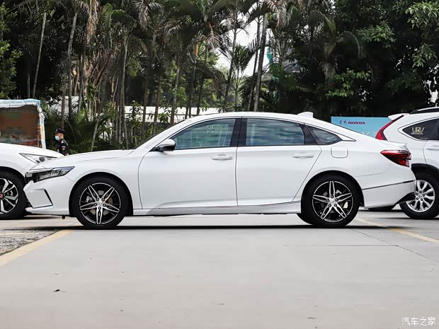 东风本田 英仕派 2022款 锐·混动 2.0L 净越版