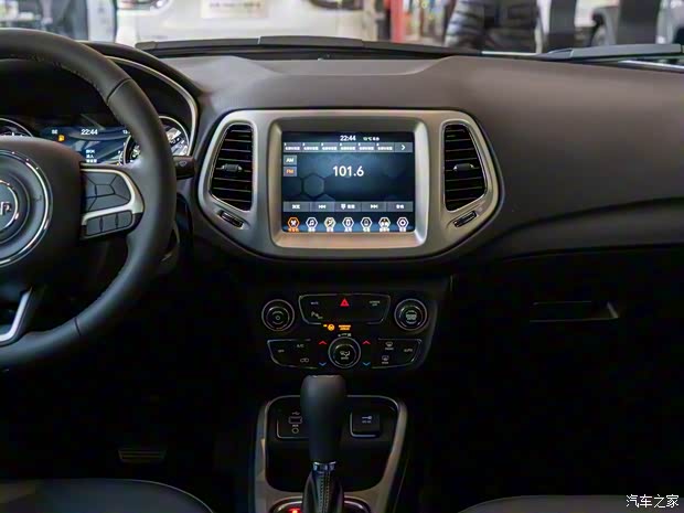 廣汽菲克Jeep 指南者 2019款 200T 自動(dòng)新春特別版