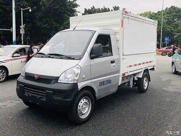 五菱工業(yè) 五菱榮光小卡翼開啟 2020款 1.5L單排翼開啟L3C