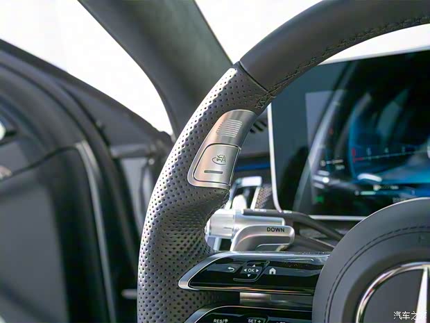 梅賽德斯-AMG 奔馳S級AMG新能源 2023款 AMG S 63 E Performance 歐洲版