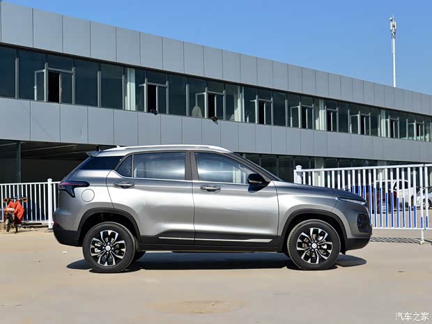 上汽通用五菱 宝骏510 2019款 1.5L 自动优享型 上汽通用五菱 宝骏510 2019款 1.5L 自动优享型